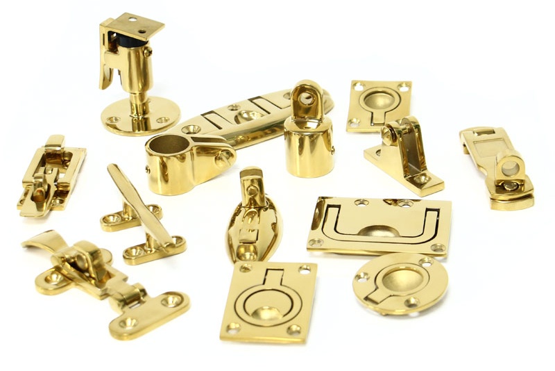 新製品: 銅メッキ船舶用金具