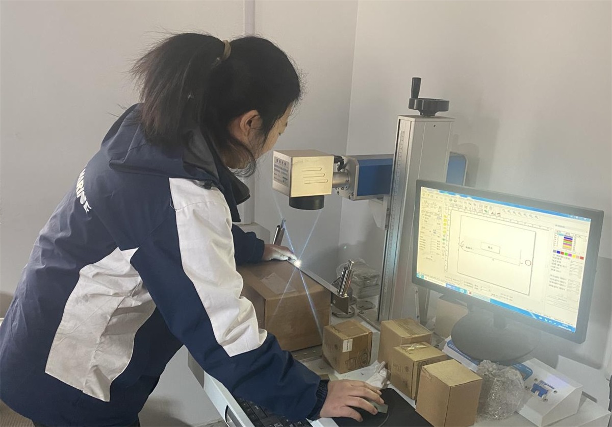実績のあるレーザー印刷ロゴテクノロジー